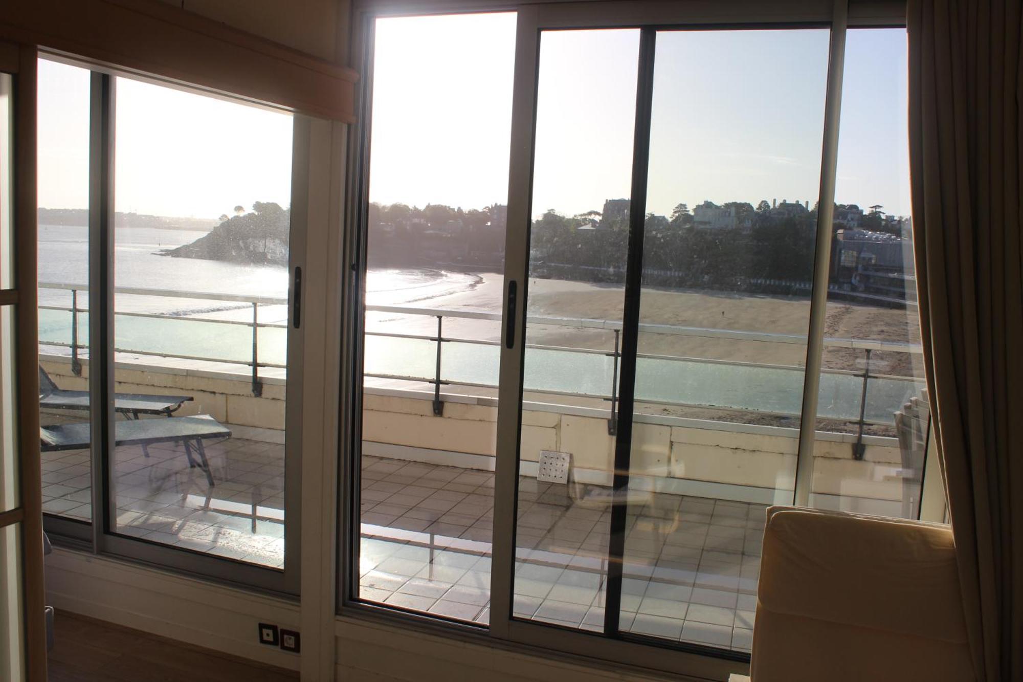 Residence Le Crystal Dinard Plage Esterno foto